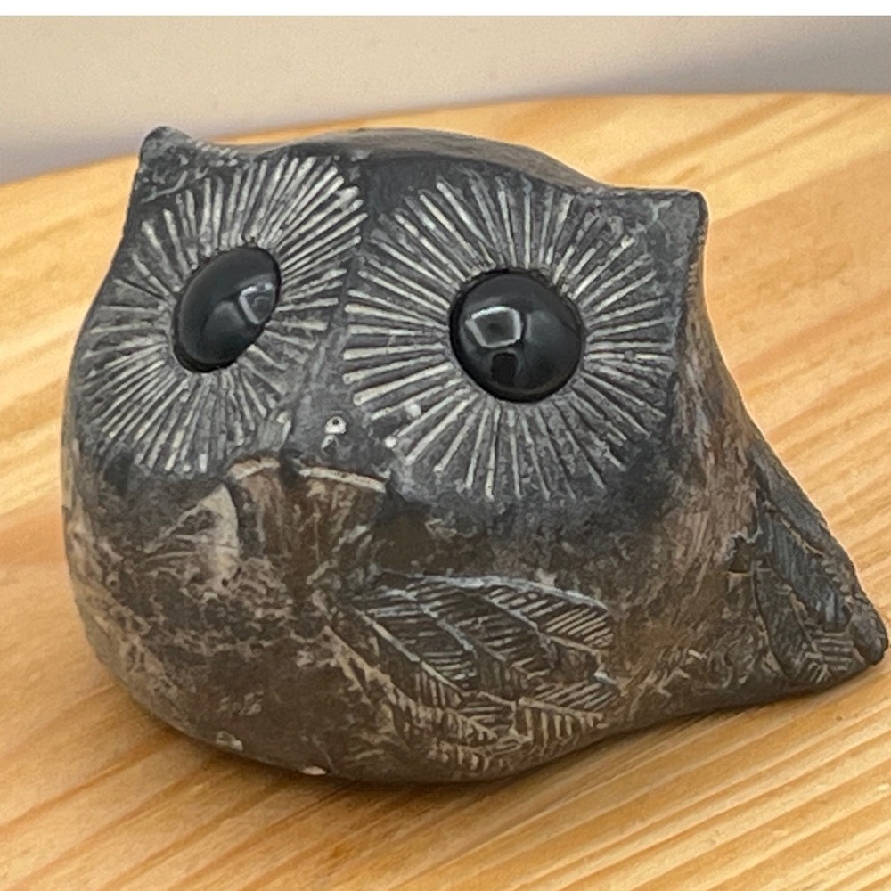 Vintage Hand Carved Soapstone Owl Figurine Grey Black Etched Stone Wolf?